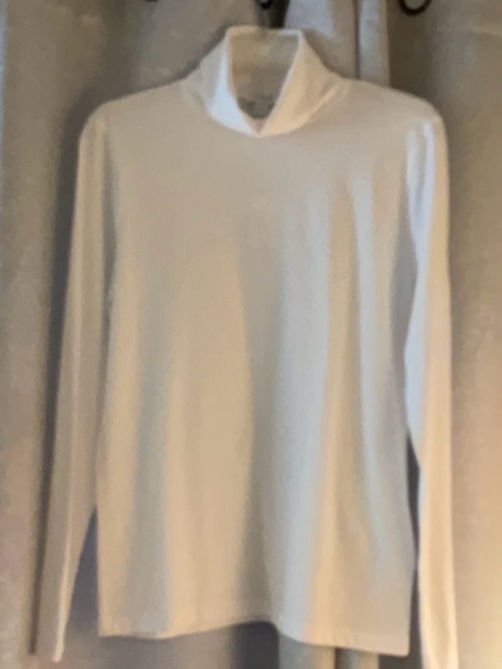 J. Crew Classic Cotton White Turtleneck Top. Lightweight. Like new. Size S
